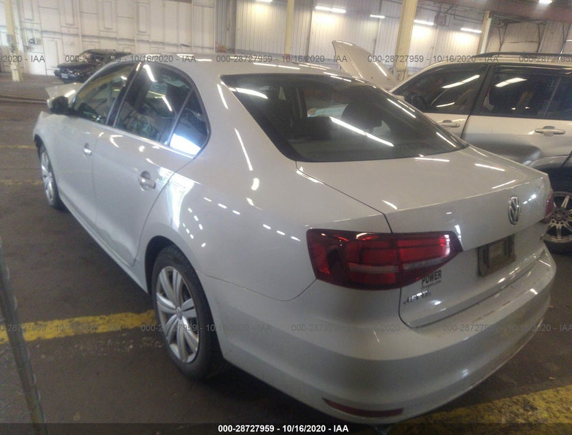 3VW2B7AJ8HM295440