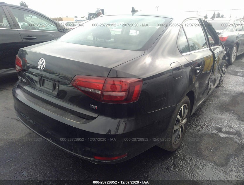 3VWDB7AJ0HM294498
