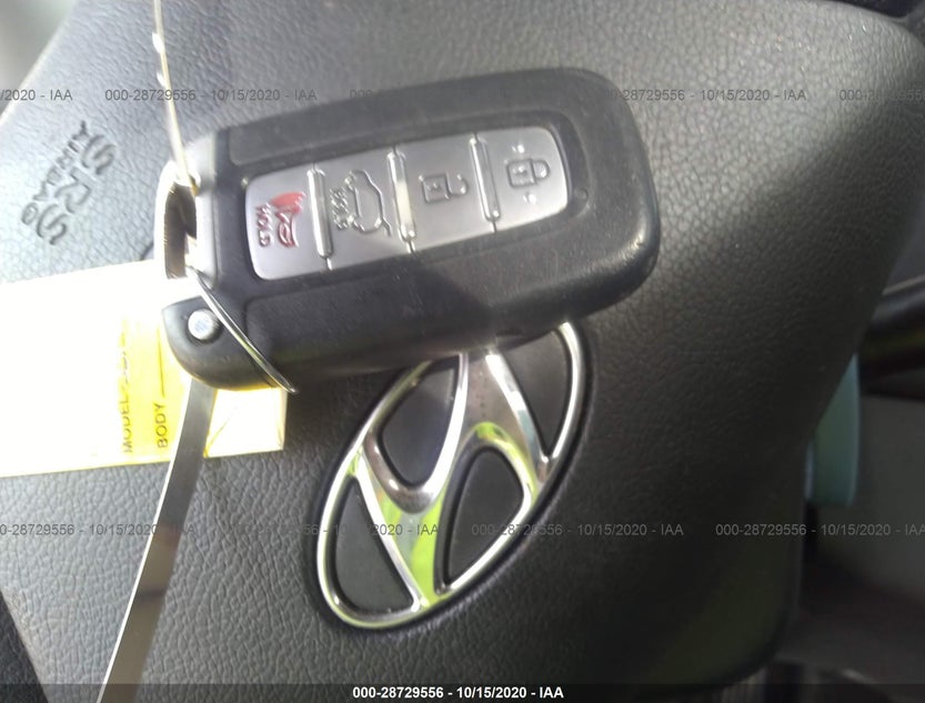 5NPEC4AC5EH885240