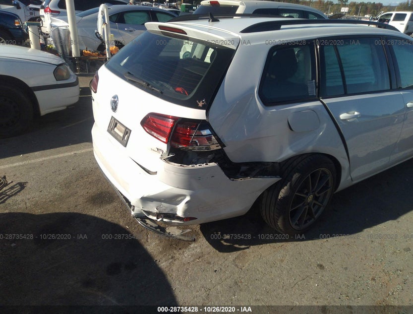 3VW217AU5JM758184