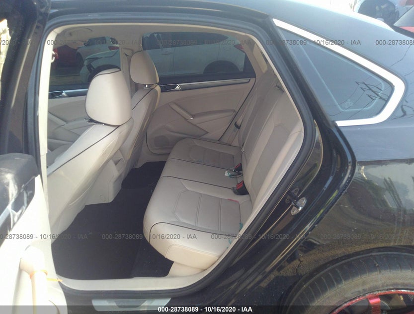 1VWDT7A35HC074208