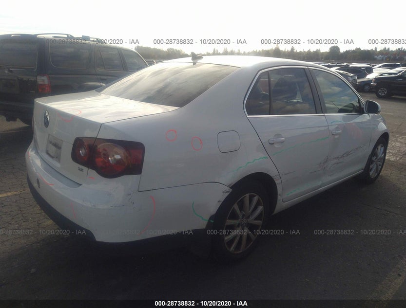 3VWRZ7AJ4AM044818