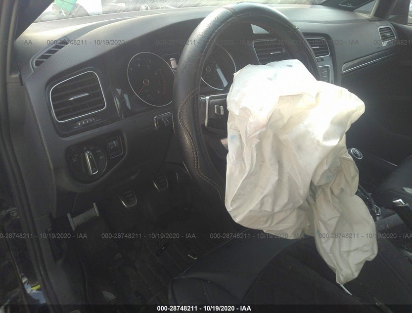3VW5T7AU1FM097879