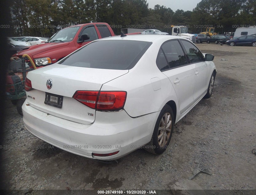 3VWD17AJ1FM267424