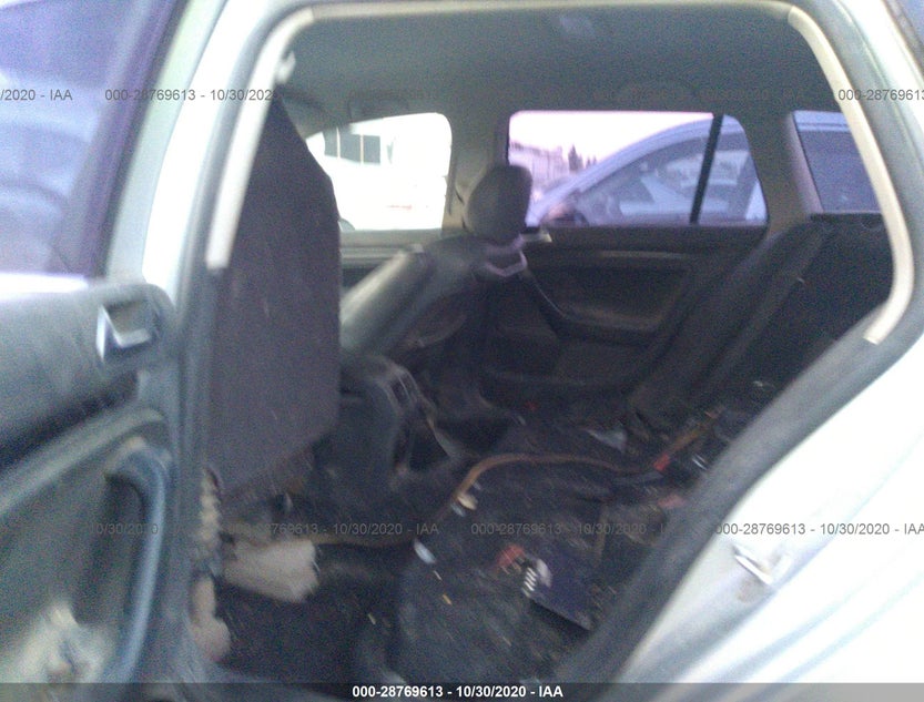 3VWPL7AJ8DM617703