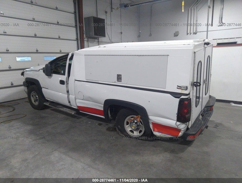 1GCHC24U06E283577