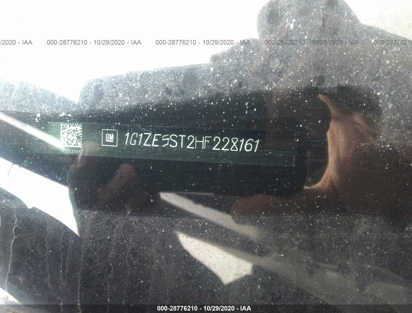 1G1ZE5ST2HF228161