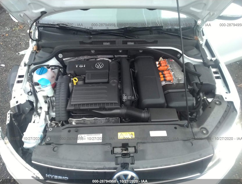 3VW637AJ1GM276175
