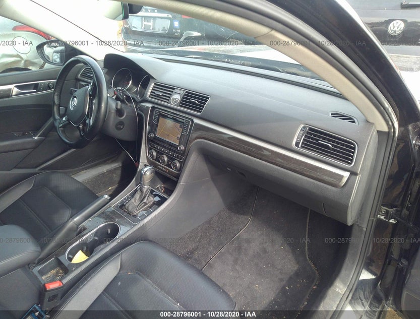 1VWGT7A39HC028989