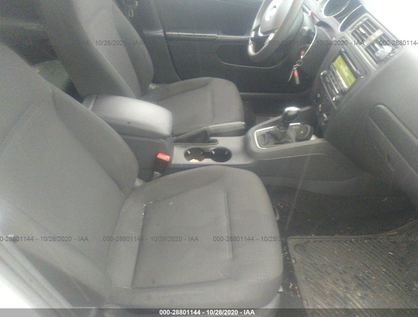 3VW2K7AJ7FM324696
