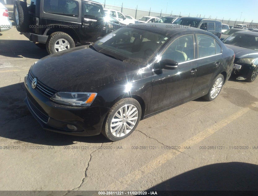 3VWLL7AJ2DM385971