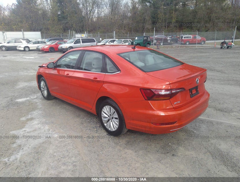 3VWCB7BU2KM166646