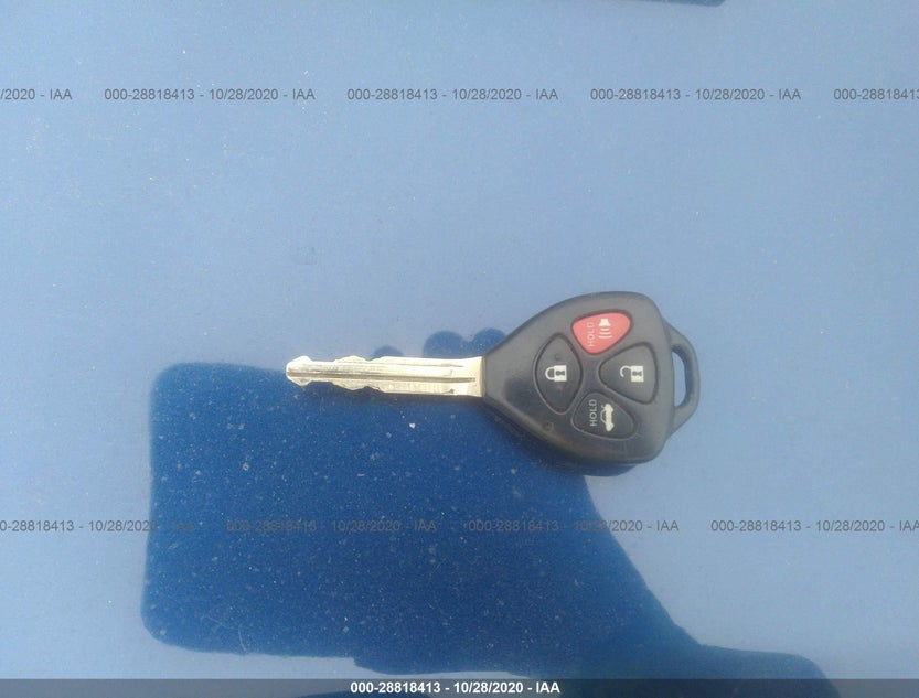 4T4BF3EK9BR100095