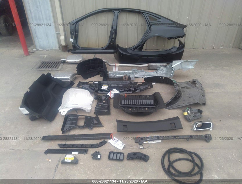 1G4ZR5SS8HU157686