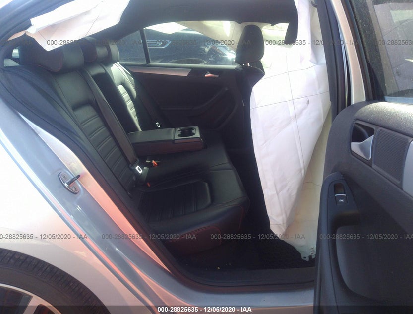 3VW5T7AJ9EM374783
