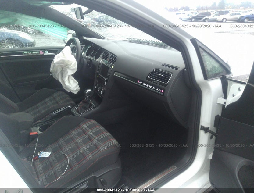 3VW447AU0HM062732