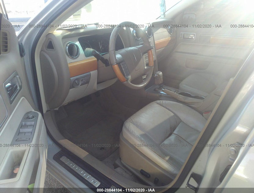 3LNHM26T57R661565