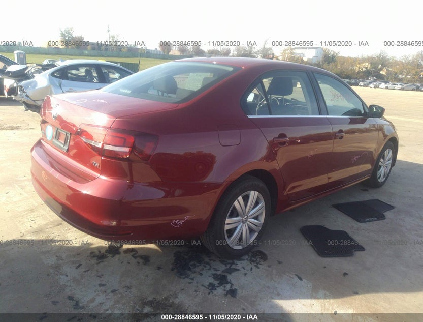 3VW2B7AJ7HM294747