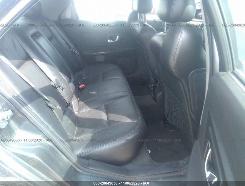 1G6DM57T270198077