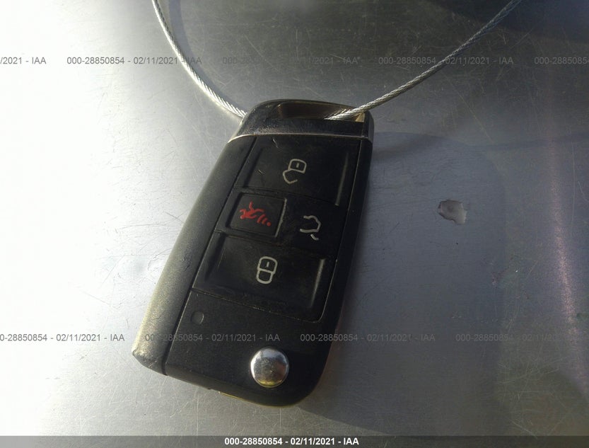 3VW4T7AU5GM058225