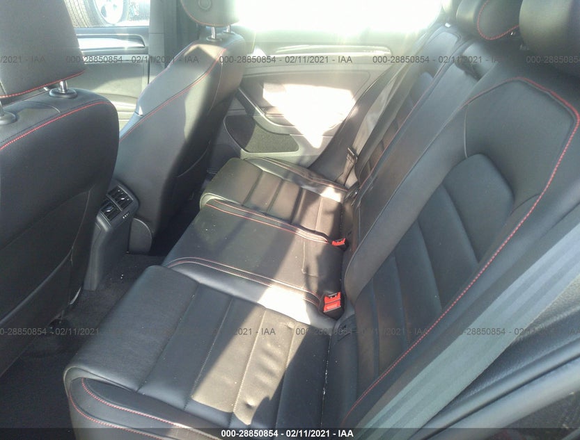 3VW4T7AU5GM058225