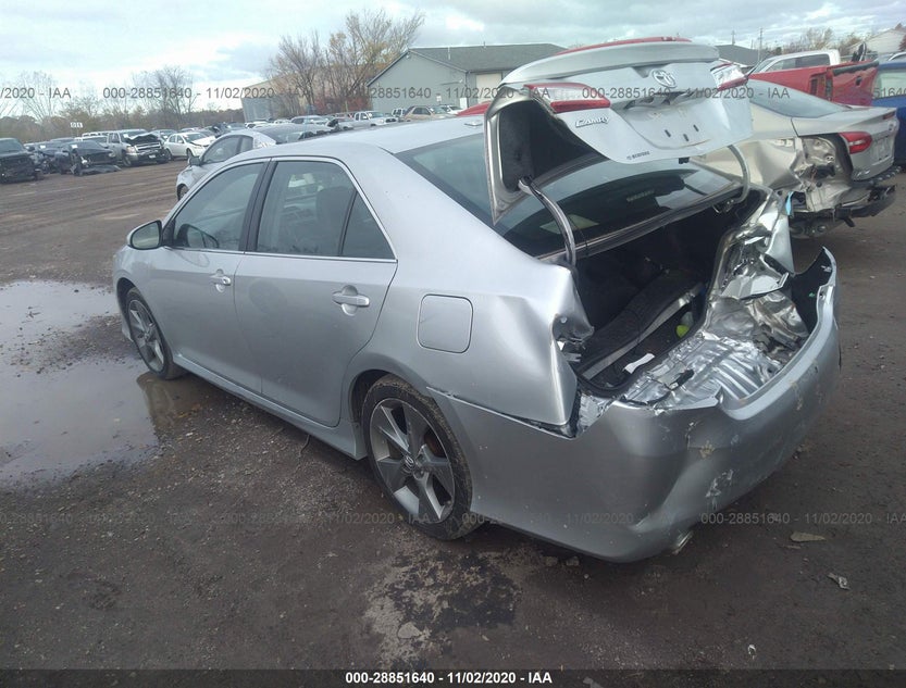 4T1BK1FK8CU500305