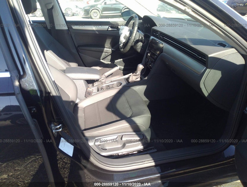 1VWSA7A35LC017142
