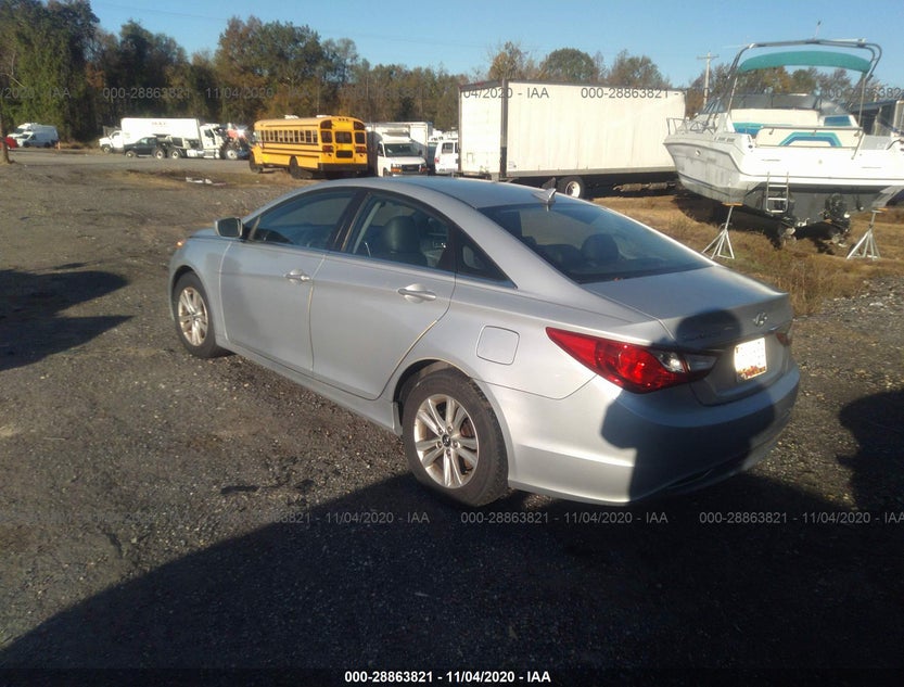5NPEB4AC5BH201303