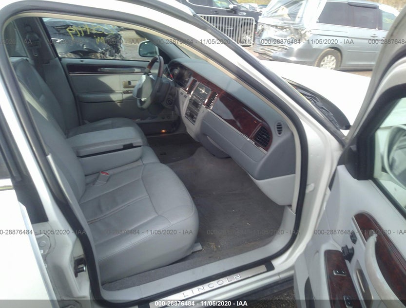 1LNHM82V66Y629525