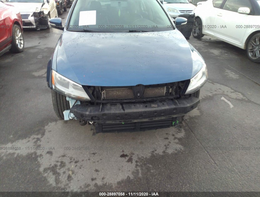 3VWD07AJ7FM300882