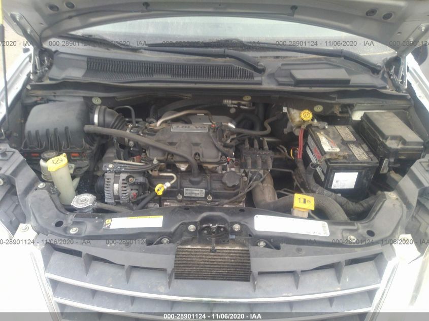 2010 Chrysler Town & Country Touring VIN: 2A4RR5D18AR198714 Lot: 28901124