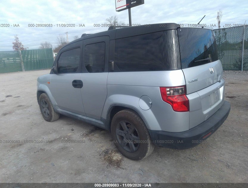 5J6YH18329L000992