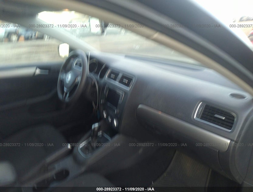 3VWD67AJ4GM419375