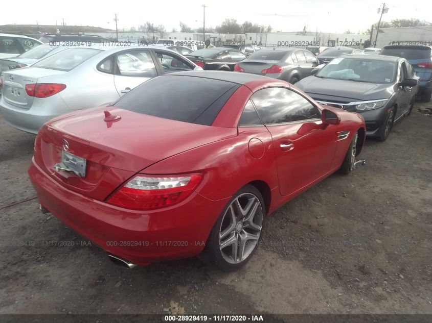 VIN WDDPK4HA1DF067289 2013 Mercedes-Benz SLK-Class,... no.4