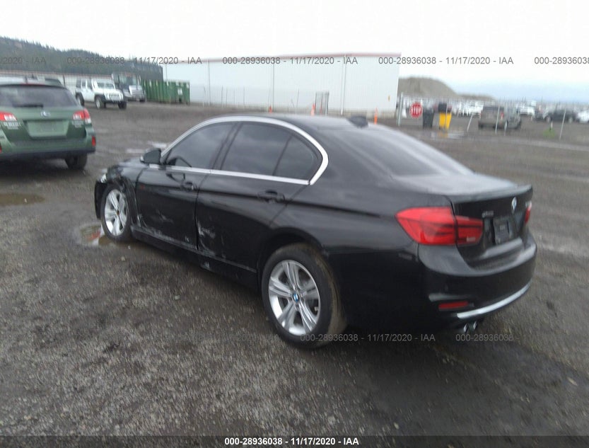 WBA8D9G55HNU60800