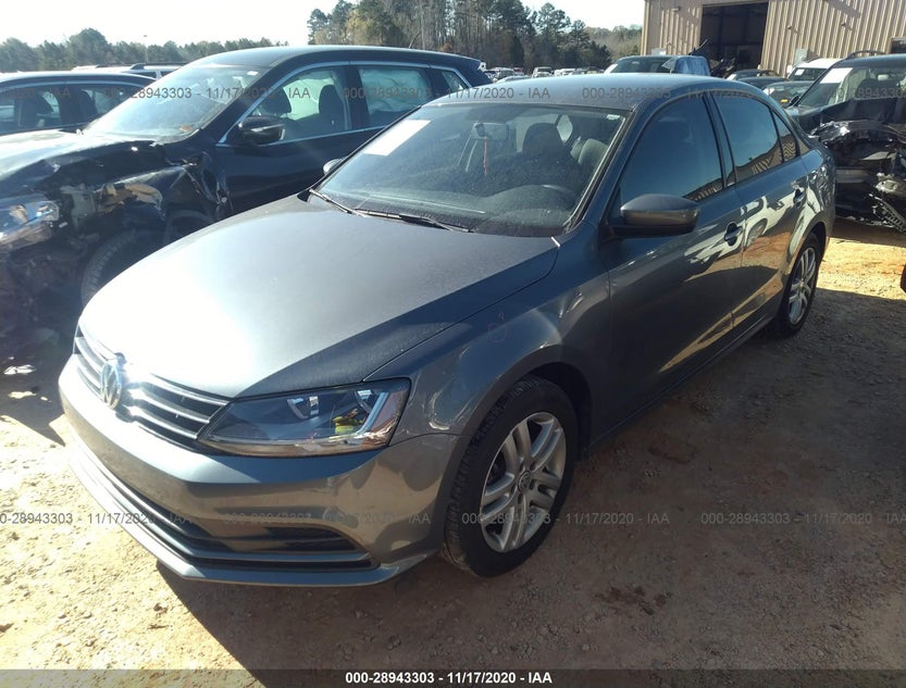 3VW2B7AJXJM257679