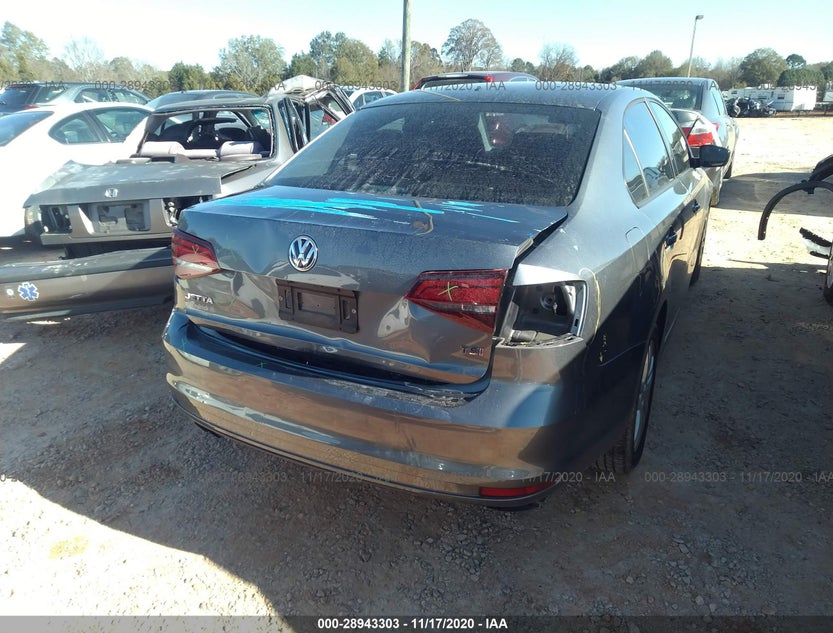 3VW2B7AJXJM257679