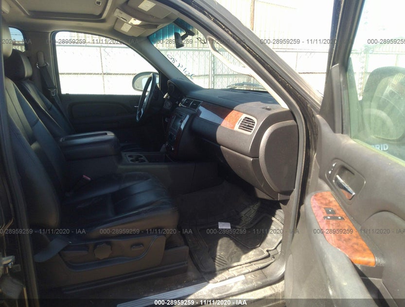 1GNFC13568R201480