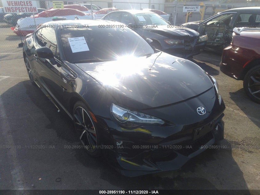 JF1ZNAE16K9701744 TOYOTA 86 Photo 1