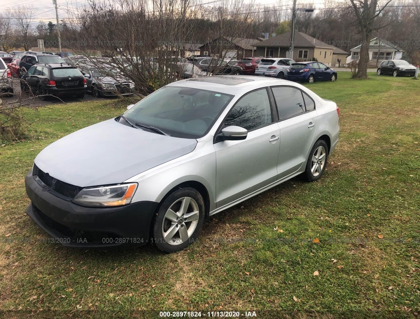 3VW3L7AJ7CM312688