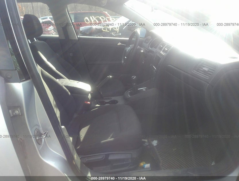 3VW167AJ7GM342147