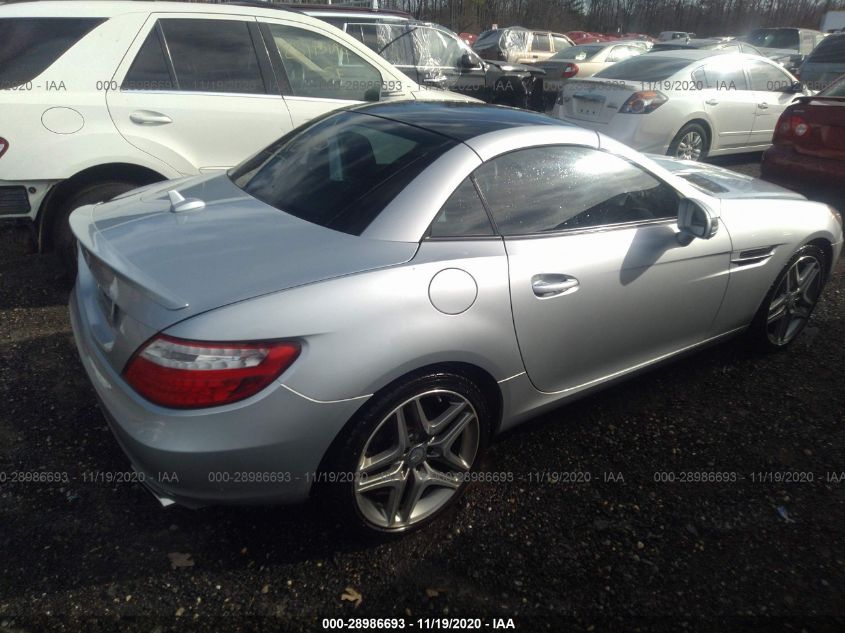 VIN WDDPK4HA5EF086963 2014 Mercedes-Benz SLK-Class,... no.4