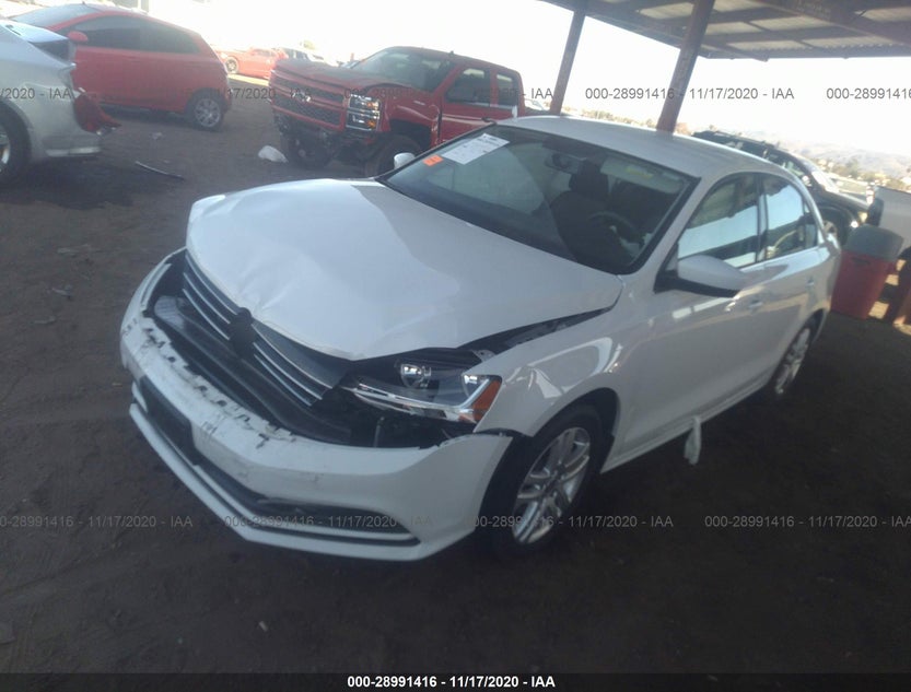 3VW2B7AJXHM207908