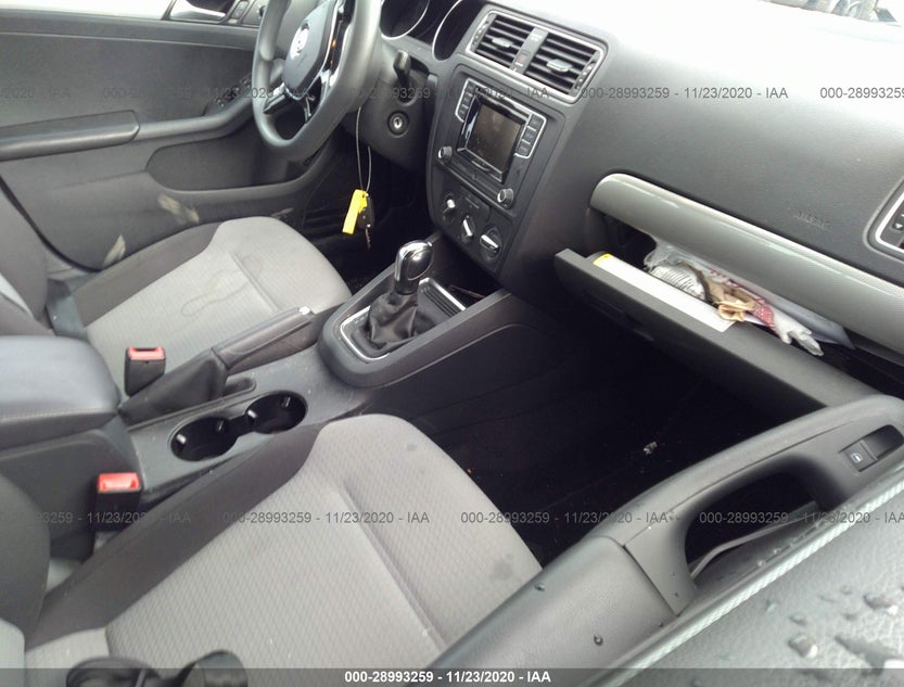 3VW2B7AJ1HM252901