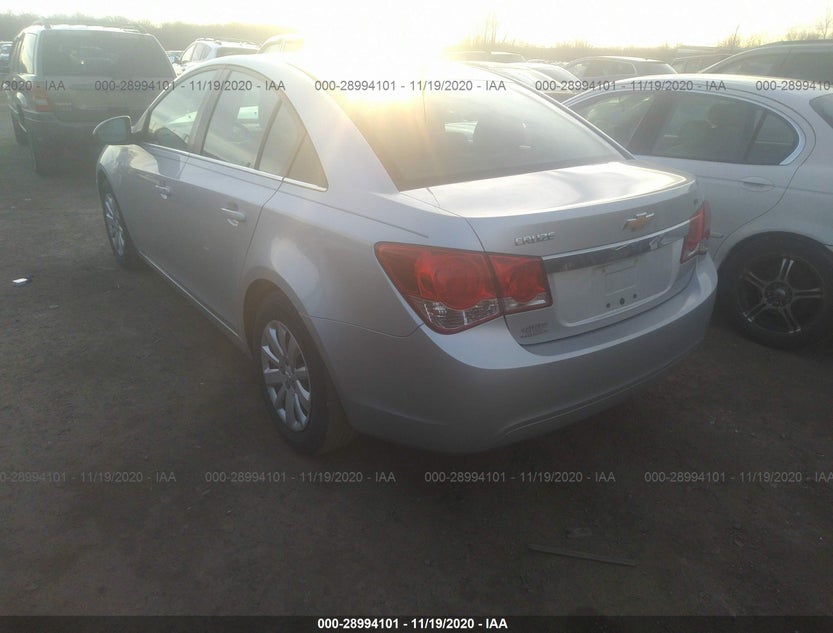 1G1PF5S9XB7290868