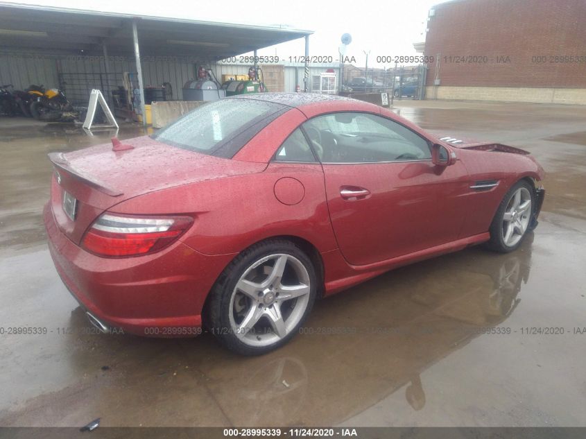 VIN WDDPK5HA7GF116411 2016 Mercedes-Benz SLK-Class,... no.4