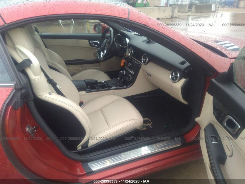 VIN WDDPK5HA7GF116411 2016 Mercedes-Benz SLK-Class,... no.5