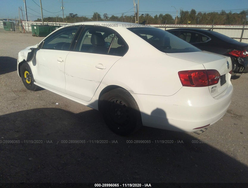 3VWD17AJ1EM241601