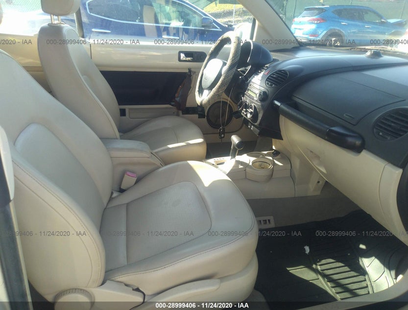 3VWCM31Y05M356067