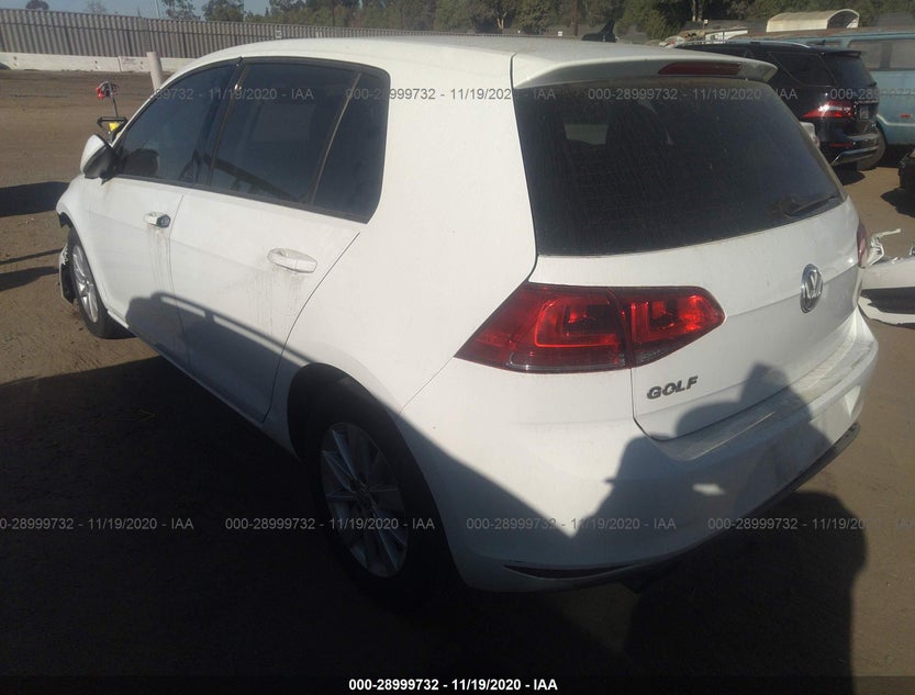 3VW217AU3GM008033